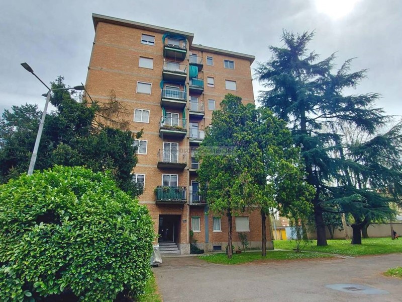 Trilocale in Vendita a Milano, 315'000&euro;, 86 m², con Box
