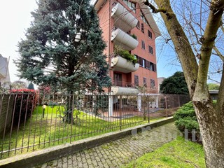 Bilocale in Vendita a Busto Arsizio, 110'000&euro;, 50 m², con Box