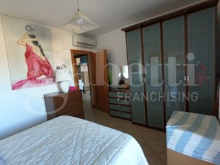 Bilocale in Vendita a Nettuno, 120'000&euro;, 70 m², arredato