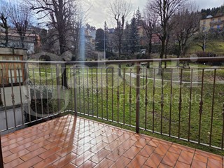 Appartamento in Vendita a Monzuno, 180'000&euro;, 143 m², con Box
