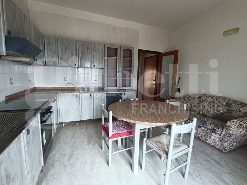 Quadrilocale in Vendita a Siracusa, 98'000&euro;, 132 m²