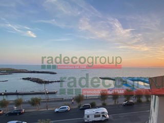 Appartamento in Vendita a Livorno, zona Accademia, 900'000&euro;, 175 m²