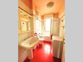 Appartamento in Affitto a Pescara, 1'000&euro;, 115 m², arredato, con Box