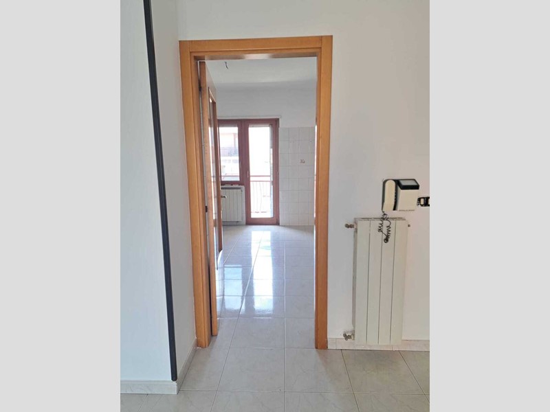 Appartamento in Affitto a Fossacesia, 600&euro;, 115 m², con Box