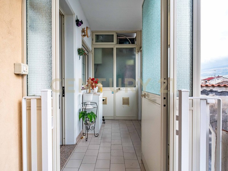 Bilocale in Vendita a Fiumefreddo di Sicilia, 60'000&euro;, 59 m², con Box