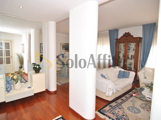 Quadrilocale in Affitto a Livorno, zona Colline - Coteto, 1'000&euro;, 90 m², arredato, con Box