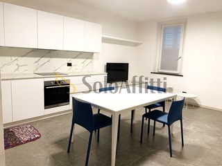 Bilocale in Affitto a Seregno, zona Stazione, 900&euro;, 75 m², arredato