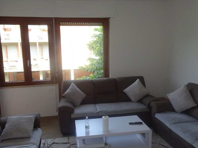 Quadrilocale in Vendita a Cascina, 190'000&euro;, 97 m², con Box