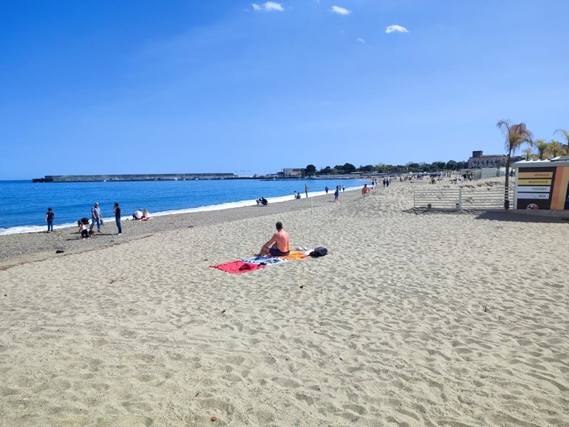 Quadrilocale in Vendita a Giardini Naxos, zona Naxos Schiso', 230'000&euro;, 61 m²