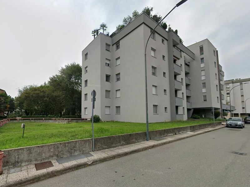 Quadrilocale in Vendita a Turbigo, 96'000&euro;, 99 m², con Box