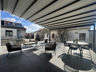 Appartamento in Vendita a Samarate, 590'000&euro;, 250 m²