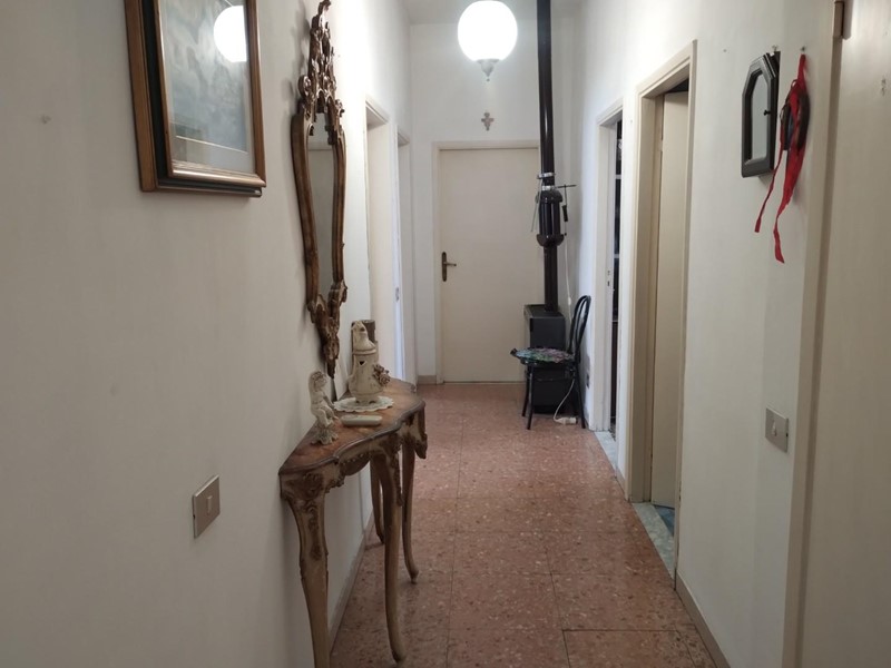 Appartamento in Vendita a Empoli, 180'000&euro;, 100 m², con Box
