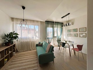 Trilocale in Vendita a Massa, zona Marina di Massa, 234'000&euro;, 70 m², arredato