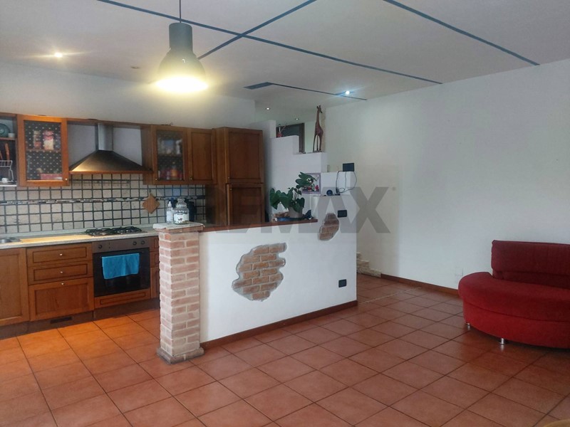 Quadrilocale in Vendita a Schio, 107'000&euro;, 90 m²