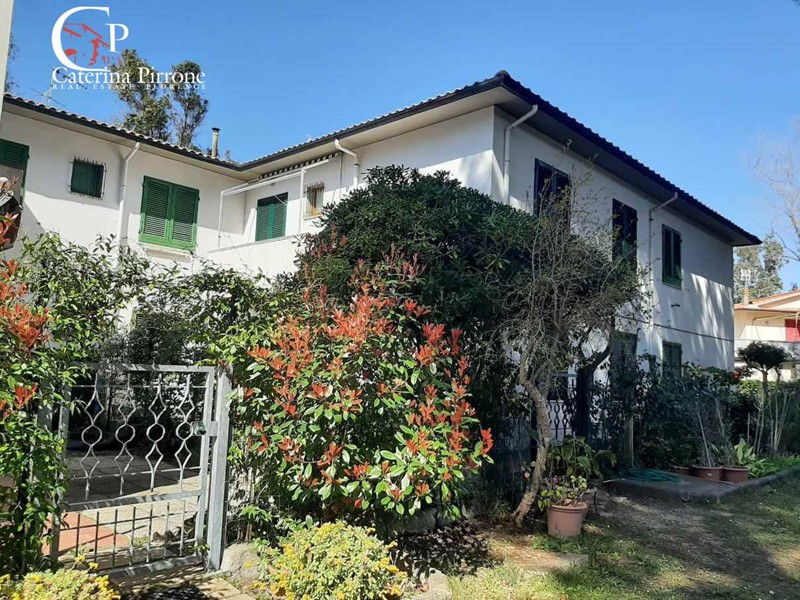 Trilocale in Vendita a Rosignano Marittimo, 165'000&euro;, 86 m²