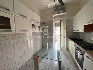Quadrilocale in Vendita a Catania, 65'000&euro;, 79 m²