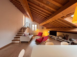 Quadrilocale in Affitto a Ferrara, 1'000&euro;, 119 m²