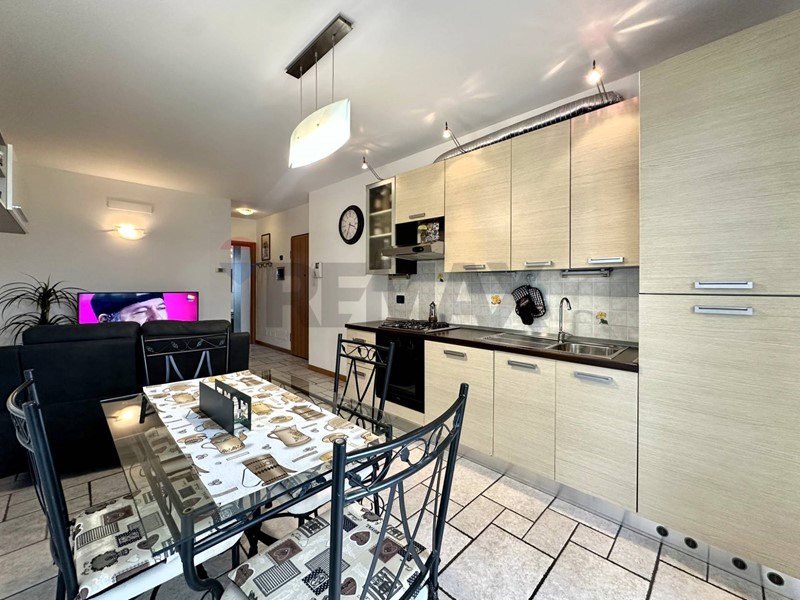 Bilocale in Vendita a Albano Sant'Alessandro, 120'000&euro;, 65 m²