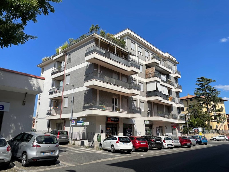 Trilocale in Vendita a Monterotondo, 239'000&euro;, 75 m²