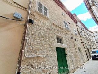 Appartamento in Vendita a Ascoli Piceno, 225'000&euro;, 120 m²