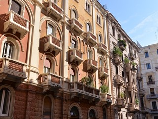 Quadrilocale in Affitto a Bari, 3'000&euro;, 210 m²