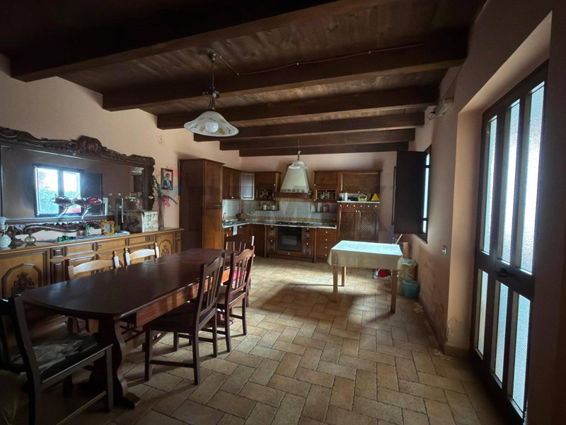 Bilocale in Affitto a Feroleto Antico, 450&euro;, 138 m²