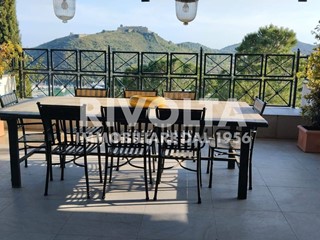 Appartamento in Affitto a Monte Argentario, 4'000&euro;, 130 m²