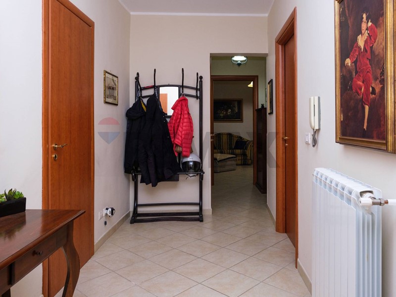 Quadrilocale in Vendita a Catania, 189'000&euro;, 130 m²