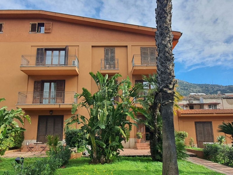 Trilocale in Vendita a Palermo, 300'000&euro;, 128 m²