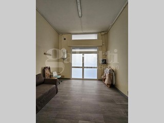 Monolocale in Vendita a Barletta, 70'000&euro;, 85 m²