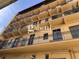 Bilocale in Vendita a Torino, 110'000&euro;, 43 m²
