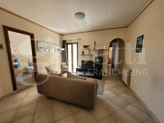 Trilocale in Vendita a Siracusa, 108'000&euro;, 79 m², arredato