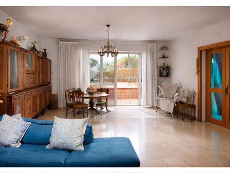 Appartamento in Vendita a Sant'Anastasia, 186 m²