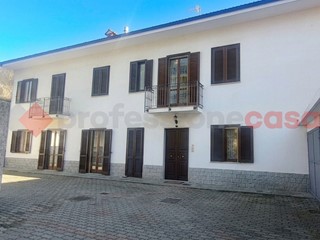 Trilocale in Affitto a Pinerolo, 600&euro;, 75 m², arredato