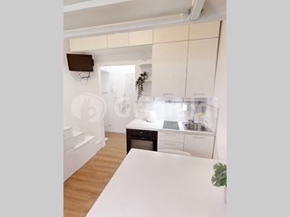 Monolocale in Vendita a Padova, 130'000&euro;, 20 m², arredato