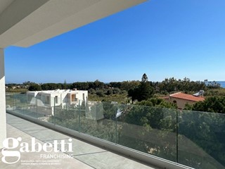 Attico in Vendita a Torrenova, 255'000&euro;, 145 m²