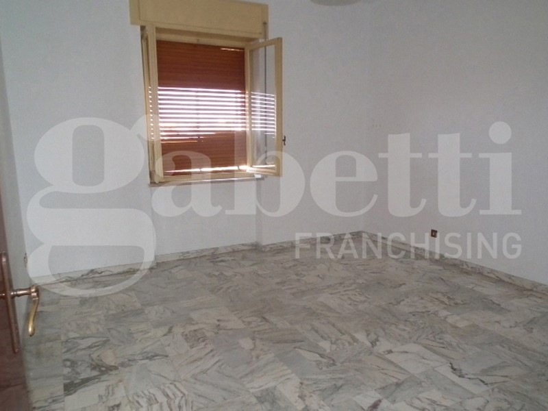 Appartamento in Vendita a Siracusa, 180'000&euro;, 218 m²