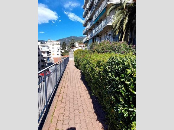 Bilocale in Vendita a Sanremo, 70'000&euro;, 32 m²