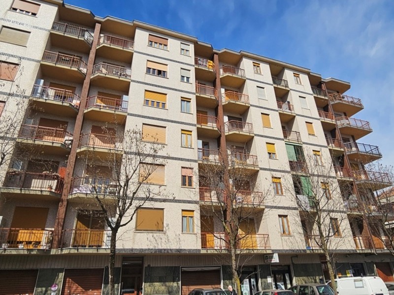 Bilocale in Vendita a Venaria Reale, 93'000&euro;, 61 m²