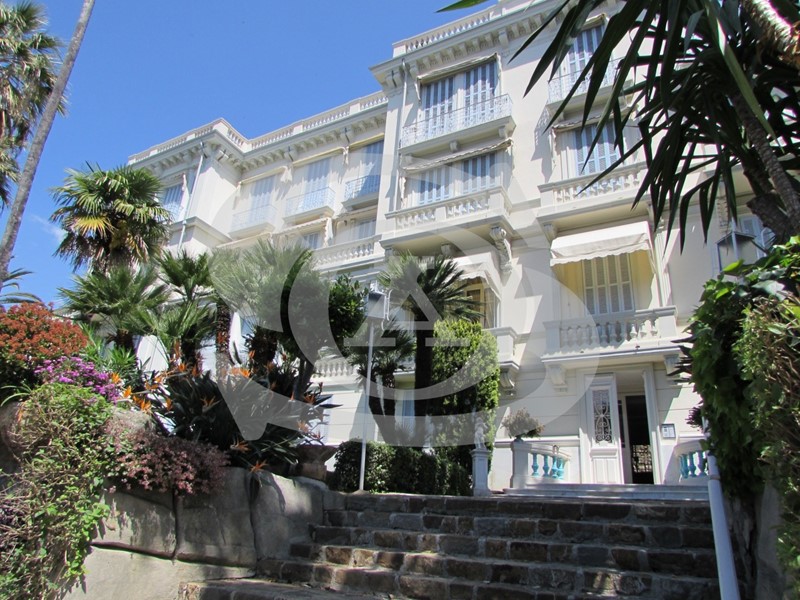 Monolocale in Vendita a Ospedaletti, 150'000&euro;, 43 m², arredato