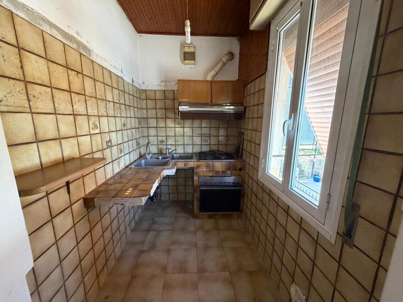 Trilocale in Vendita a Sanremo, zona San Martino, 125'000&euro;, 55 m²
