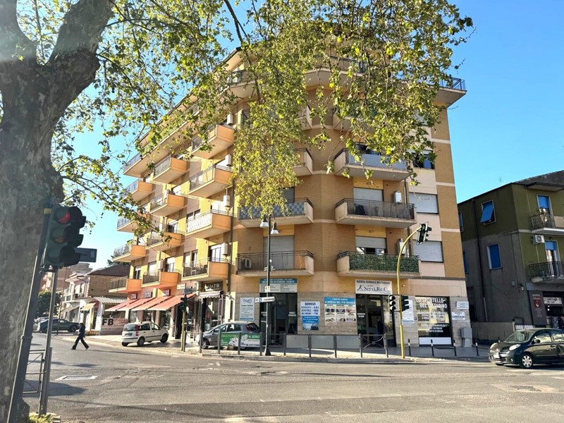 Appartamento in Vendita a Frosinone, 180'000&euro;, 130 m²