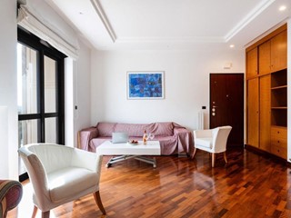 Appartamento in Vendita a Bari, 480'000&euro;, 150 m², arredato