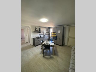Appartamento in Vendita a Erice, 120'000&euro;, 160 m²
