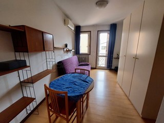 Monolocale in Affitto a Padova, zona PORTELLO, 500&euro;, 30 m², arredato