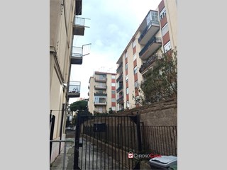 Trilocale in Vendita a Messina, 89'000&euro;, 90 m²
