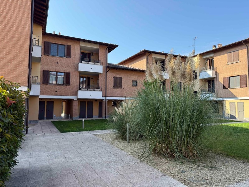 Trilocale in Vendita a Travacò Siccomario, 47'812&euro;, 70 m², con Box