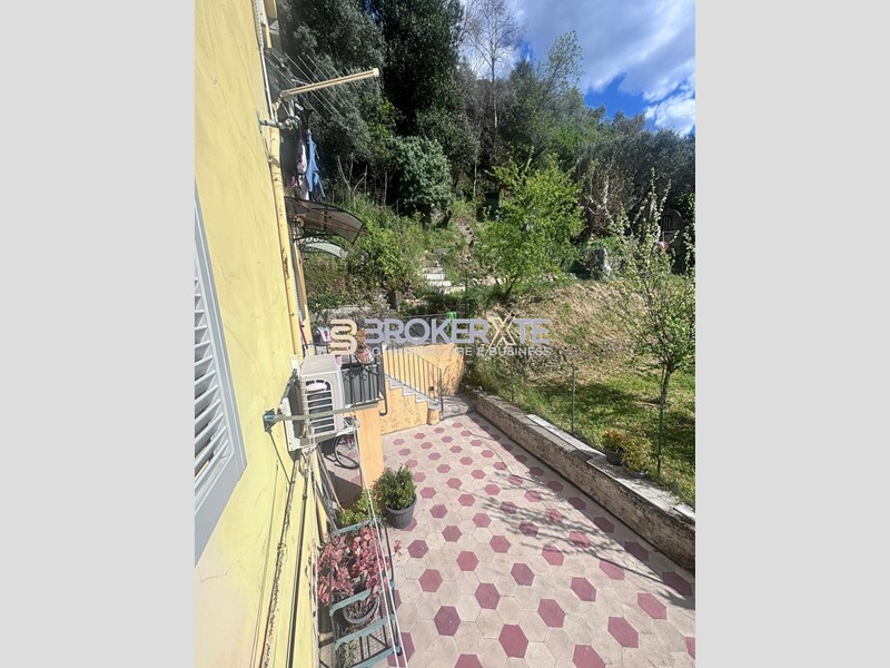 Trilocale in Vendita a Massa, 180'000&euro;, 60 m², arredato
