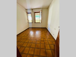 Appartamento in Vendita a Siena, 225'000&euro;, 94 m², arredato