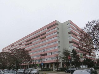 Quadrilocale in Vendita a Pieve Emanuele, 114'000&euro;, 120 m², con Box